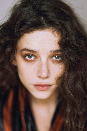 Zoé Adjani portrait