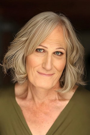 Bobbi Charlton portrait