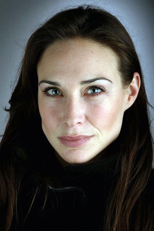 Claire Forlani portrait