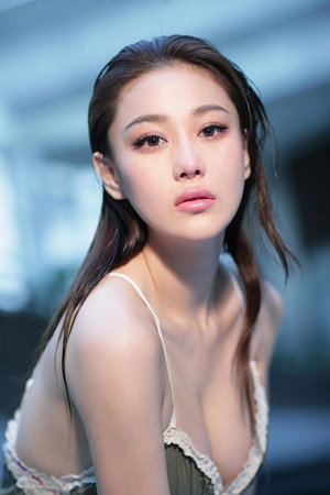 Viann Zhang Xinyu portrait