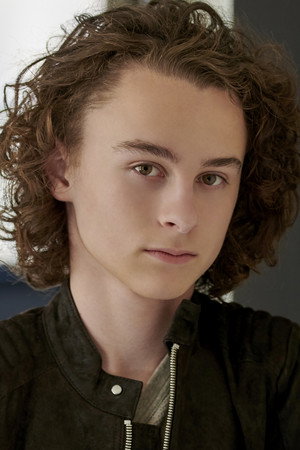 Wyatt Oleff portrait