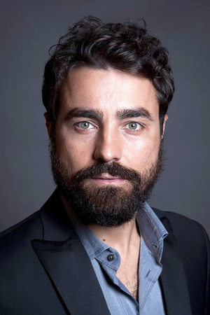 Ricardo Pereira portrait