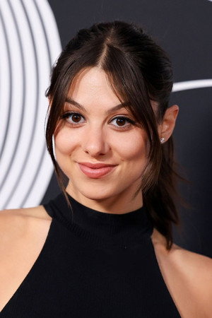 Kira Kosarin portrait