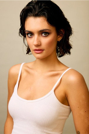 Eva Carlton portrait