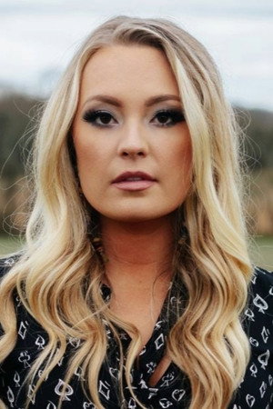 Janelle Arthur portrait
