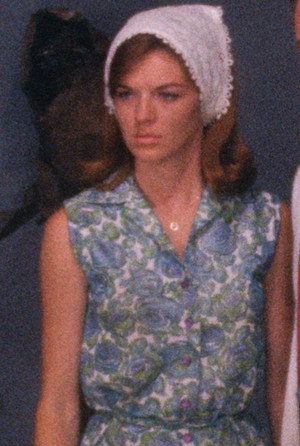 Diane Mahree portrait