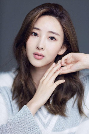 Hu Dandan portrait