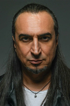 Ogün Sanlısoy portrait