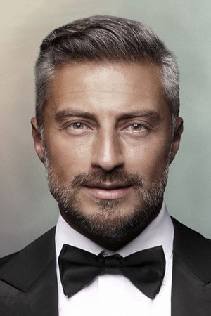 Selçuk Yapar portrait