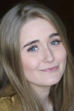 Liz Kate portrait