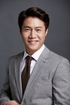 Park Ho-san portrait