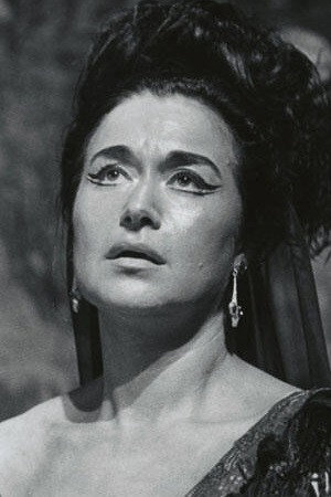 Leyla Gencer portrait