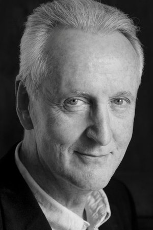 Hugh Fraser portrait