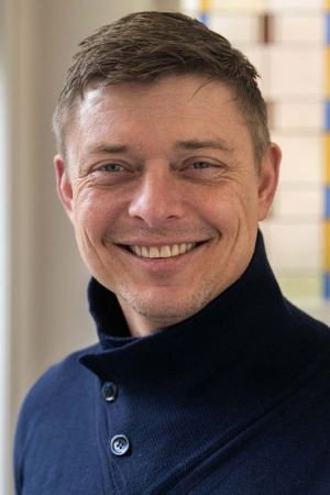 Jon Dahl Tomasson portrait