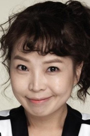 Hong Ji-young portrait
