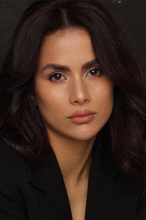Zeynep Derin Şenyiğit portrait