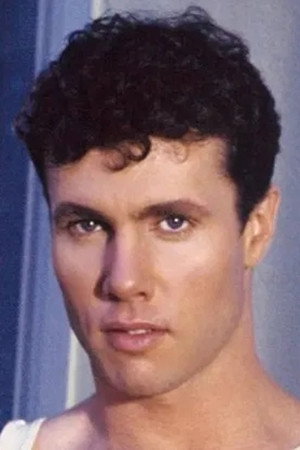 Scott Bond portrait