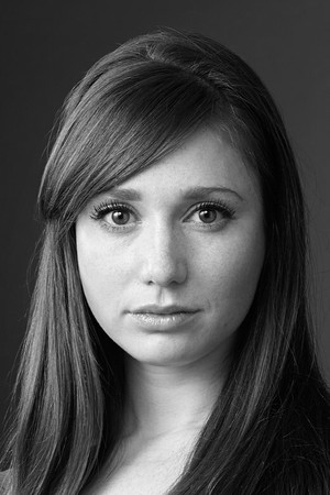 Chava Voor in 't Holt portrait