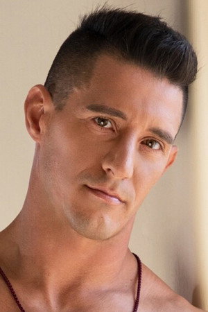 Jax Thirio portrait