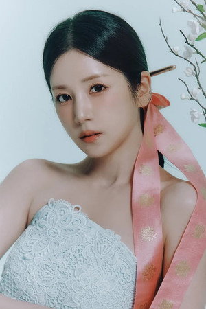 Park Cho-rong portrait