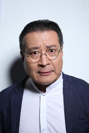 Xu Wenguang portrait