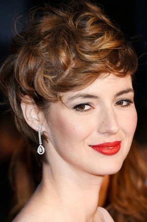Louise Bourgoin portrait