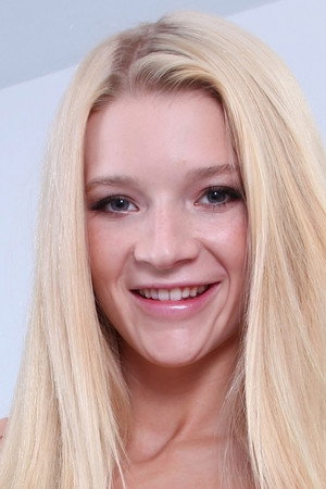 Addison Avery portrait