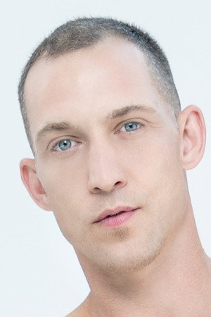 Ethan Sinns portrait