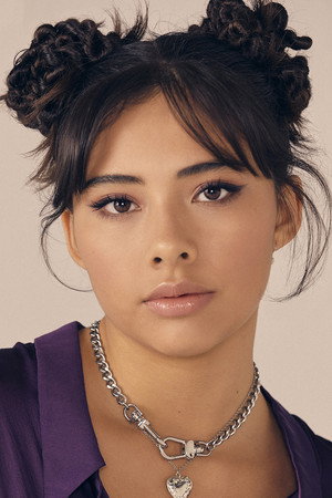 Xochitl Gomez portrait