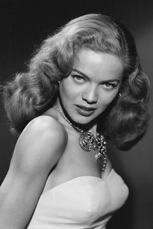 Dona Drake portrait