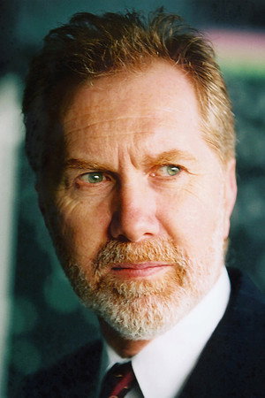 Harry Groener portrait