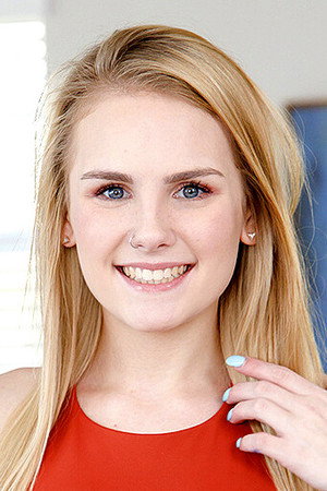 Natalie Knight portrait