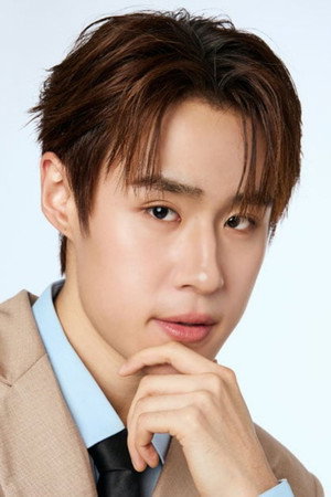 Thanat Danjesda portrait