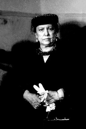Mary Metaxa portrait