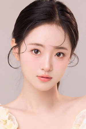 Zou Ziyue portrait