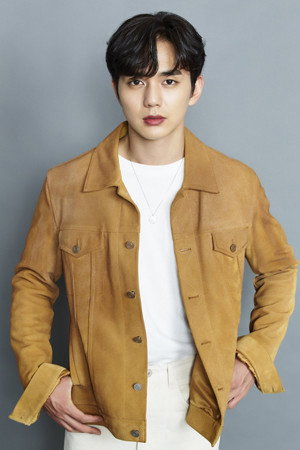 Yoo Seung-ho portrait