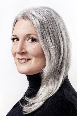 Carin Filipčić portrait