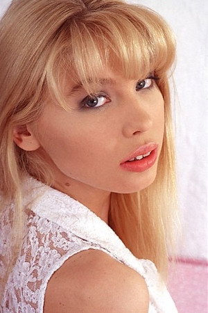 Barbara Rose portrait