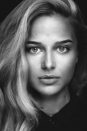 Stephanie Nur portrait