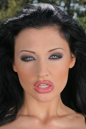 Aletta Ocean portrait