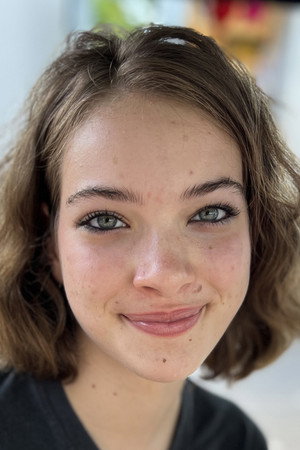 Leyla Smyrna Cabas portrait