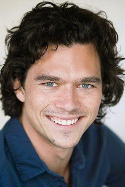 Luke Arnold portrait