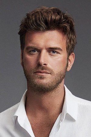 Kıvanç Tatlıtuğ portrait