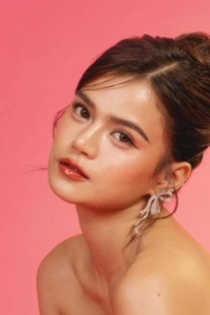 Maris Racal portrait