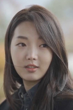 Cheon Yoo-ji portrait