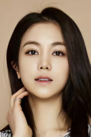 Kim Ok-vin portrait