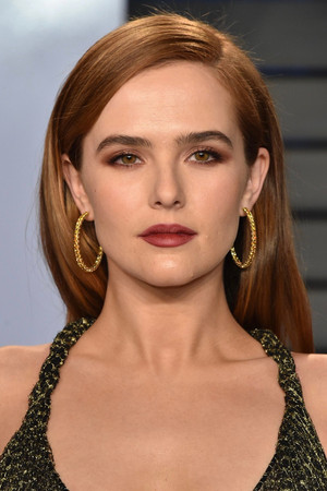 Zoey Deutch portrait
