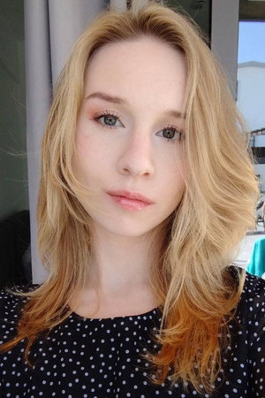 Alice Klay portrait
