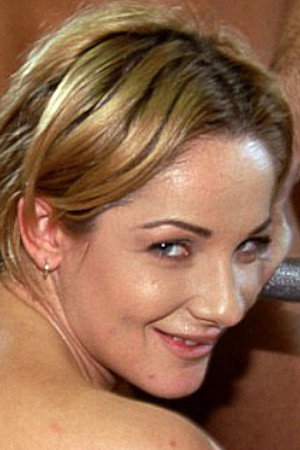 Csilla portrait