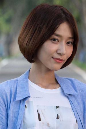Juno Liu portrait